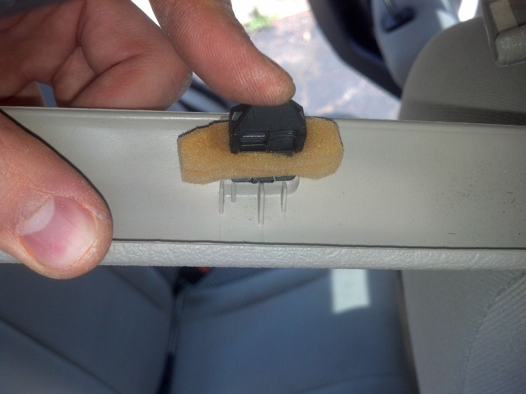 MK3 Jetta HeadlinerSunroof cover removal & reupholster DIY PIC